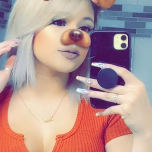 Meet your Posher, Sandra